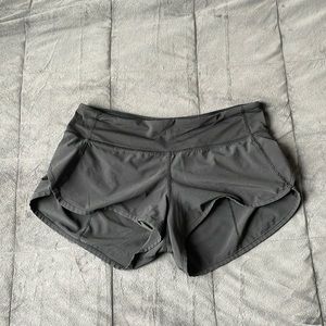 Lululemon Speed Up Shorts size 6